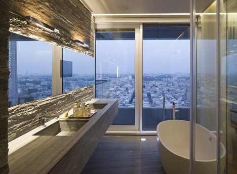R1T Flat by Paritzki & Liani Architects