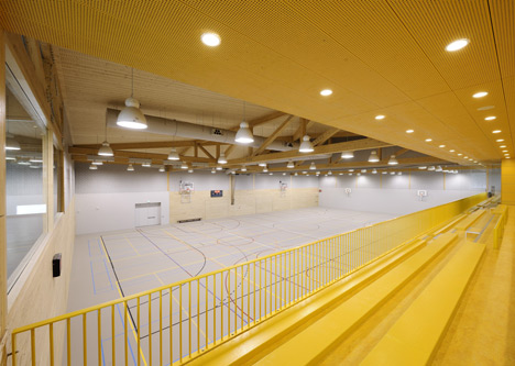 Sportcentrum Nieuw Zuilen by Koppert + Koenis Architects