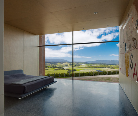 View Hill House by Denton Corker Marshall View Hill House by Denton Corker Marshall