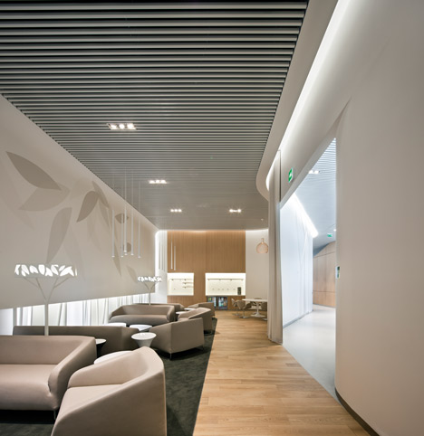 Air France Business Lounge by Noe Duchaufour Lawrance and Brandimage Air France Business Lounge by Noe Duchaufour Lawrance and Brandimage