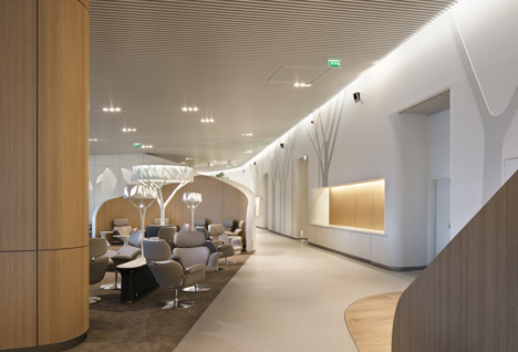 Air France Business Lounge by Noe Duchaufour Lawrance and Brandimage Air France Business Lounge by Noe Duchaufour Lawrance and Brandimage