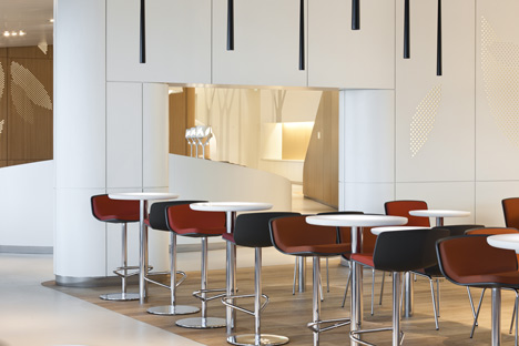 Air France Business Lounge by Noe Duchaufour Lawrance and Brandimage Air France Business Lounge by Noe Duchaufour Lawrance and Brandimage