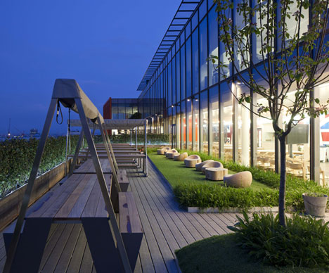 Google Super HQ by PENSON Google Super HQ by PENSON