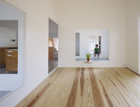 House in Amagi by Atelier Cube