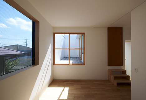 House in Futako-Shinchi by Tato Architects House in Futako-Shinchi by Tato Architects