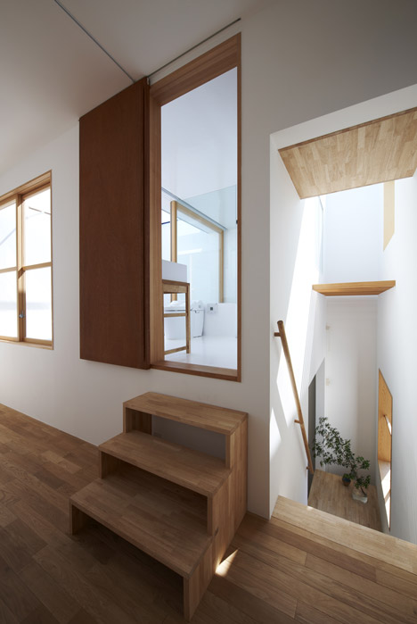 House in Futako-Shinchi by Tato Architects House in Futako-Shinchi by Tato Architects