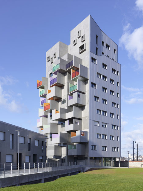 Housings in la Courrouze by Philippe Gazeau