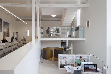 Kirchplatz Office and Residence by Oppenheim and Huesler Architekten Kirchplatz Office and Residence by Oppenheim and Huesler Architekten