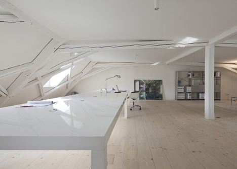 Kirchplatz Office and Residence by Oppenheim and Huesler Architekten Kirchplatz Office and Residence by Oppenheim and Huesler Architekten
