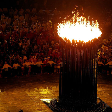 London 2012 Olympic Cauldron by Thomas Heatherwick London 2012 Olympic Cauldron by Thomas Heatherwick