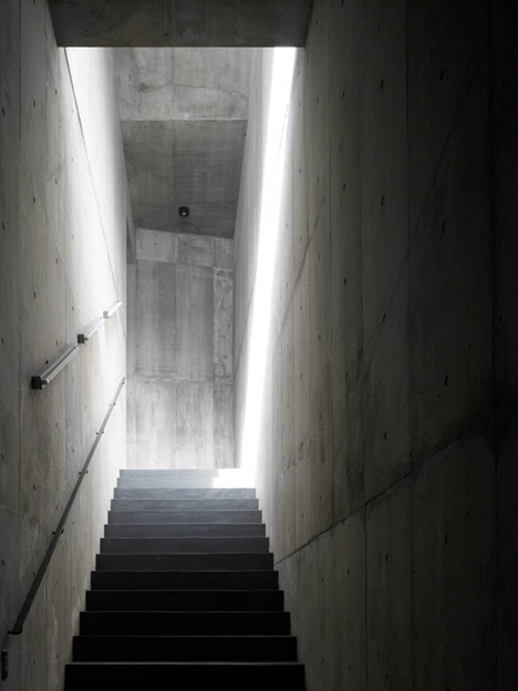 NH Office Building by General Design NH Office Building by General Design