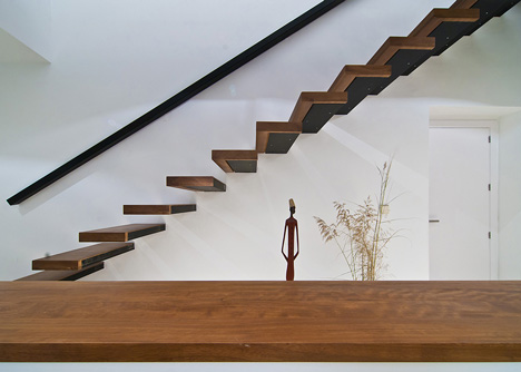 AA House by MVN Architects