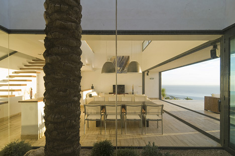 AA House by MVN Architects