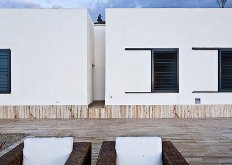 AA House by MVN Architects