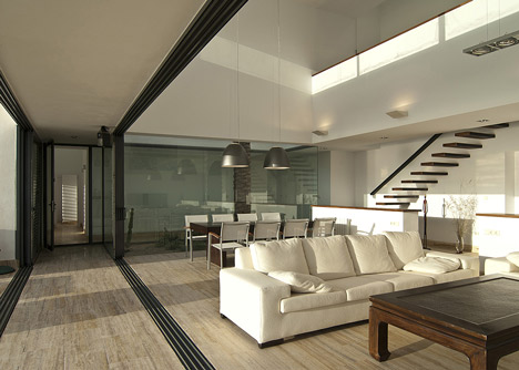 AA House by MVN Architects