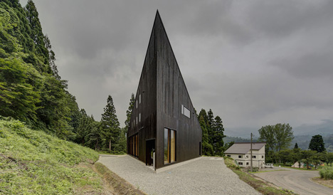 Australia House Gallery and Studio by Andrew Burns Australia House Gallery and Studio by Andrew Burns