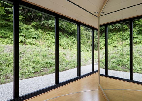 Australia House Gallery and Studio by Andrew Burns Australia House Gallery and Studio by Andrew Burns