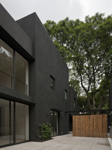 Casa Cerrada Reforma 108 by DCPP Arquitectos