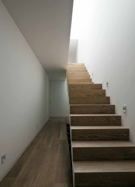 Casa Cerrada Reforma 108 by DCPP Arquitectos