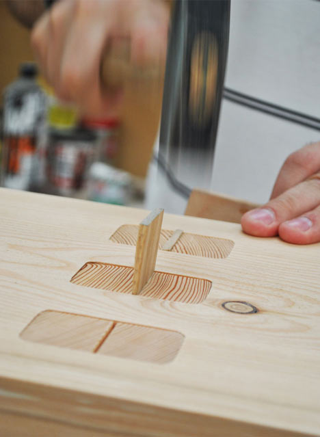 Centanni Stool by James Irvine for Discipline