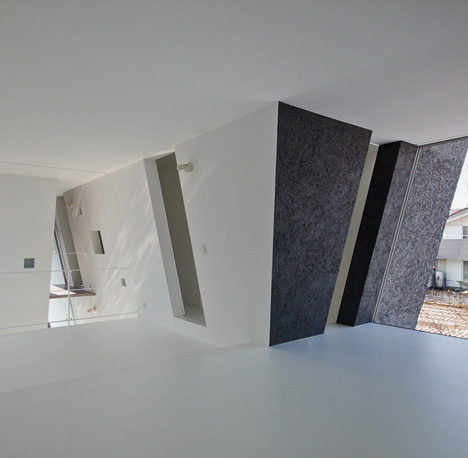 Ginan House by Keitaro Muto Architects Ginan House by Keitaro Muto Architects
