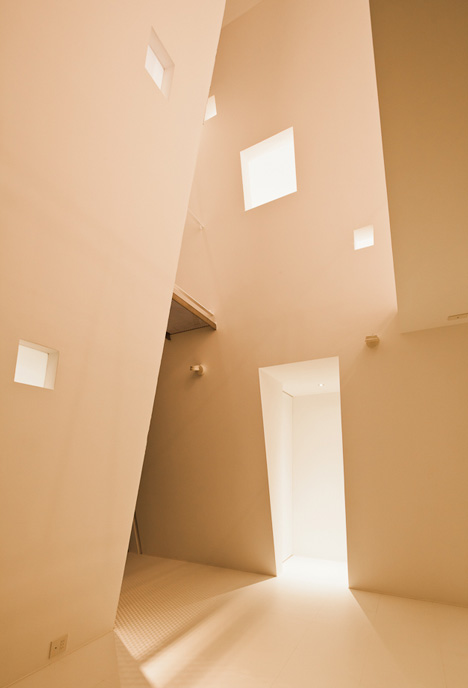 Ginan House by Keitaro Muto Architects Ginan House by Keitaro Muto Architects
