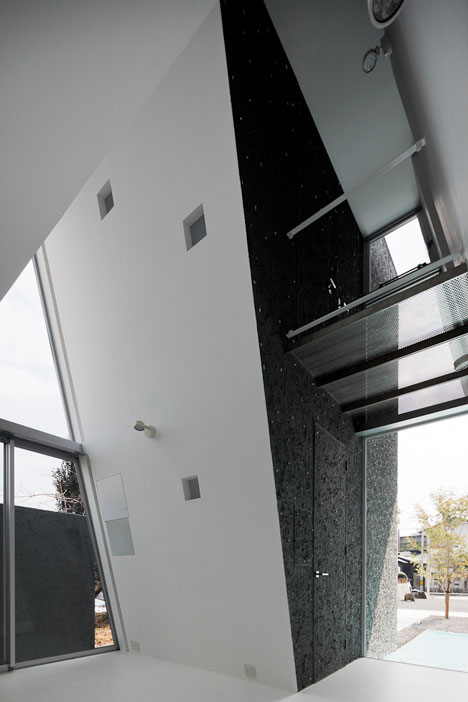 Ginan House by Keitaro Muto Architects Ginan House by Keitaro Muto Architects