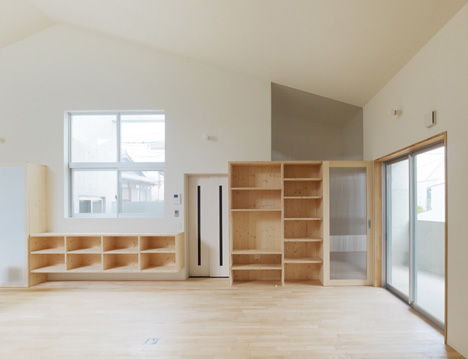 House in Kitaoji by Torafu Architects