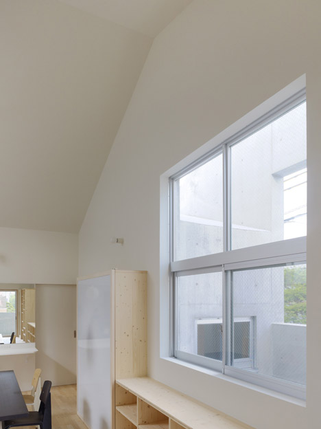 House in Kitaoji by Torafu Architects