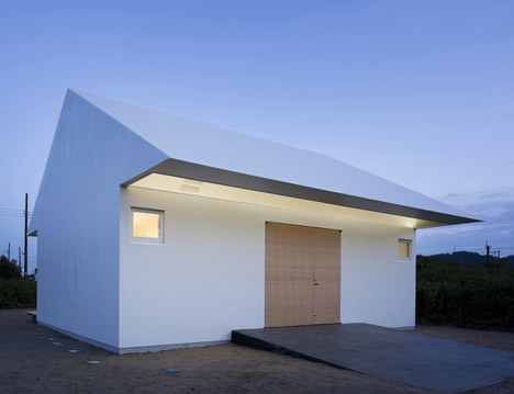 ISM house by International Royal Architecture ISM house by International Royal Architecture