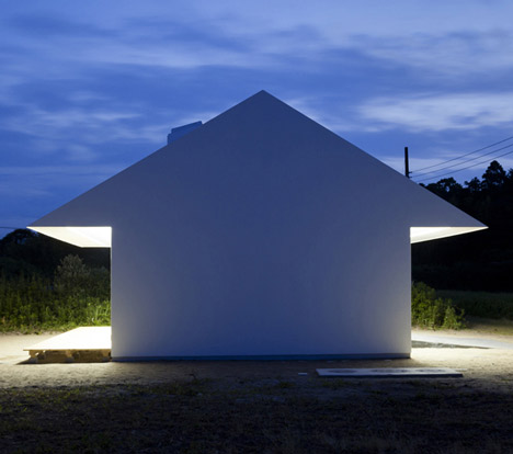 ISM house by International Royal Architecture ISM house by International Royal Architecture