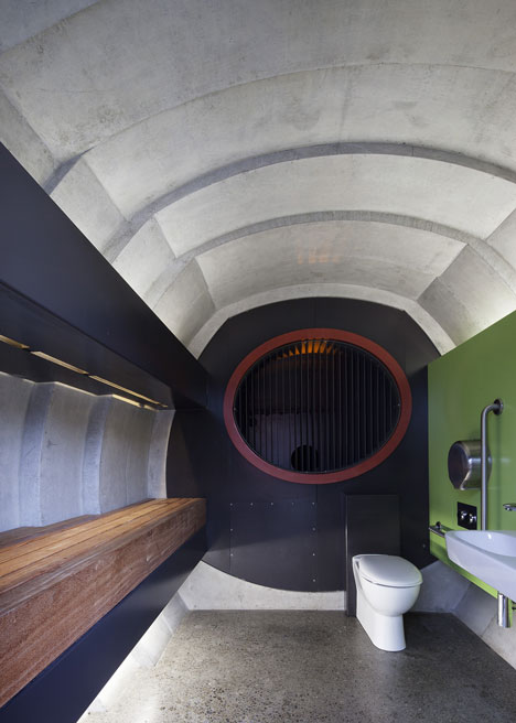 Kumutoto Toilets by Studio Pacific Architecture Kumutoto Toilets by Studio Pacific Architecture