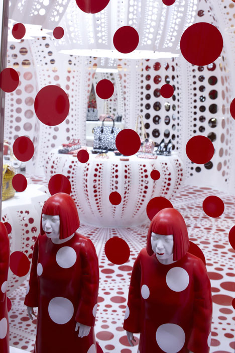 Louis Vuitton and Kusama concept store at Selfridges Louis Vuitton and Kusama concept store at Selfridges