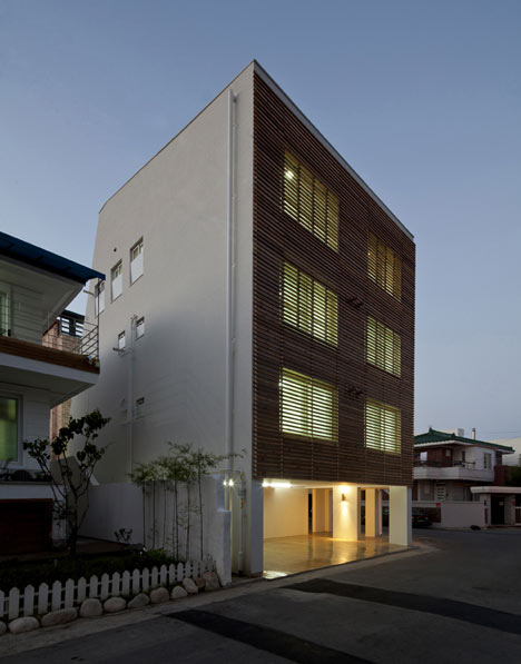 Louver Haus by Smart Architecture Louver Haus by Smart Architecture