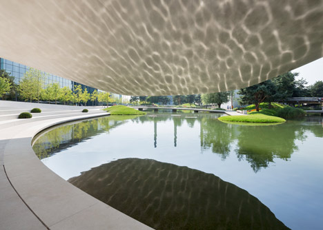 Porsche Pavillon by HENN Porsche Pavillon by HENN