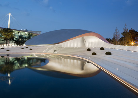 Porsche Pavillon by HENN Porsche Pavillon by HENN