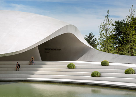 Porsche Pavillon by HENN Porsche Pavillon by HENN