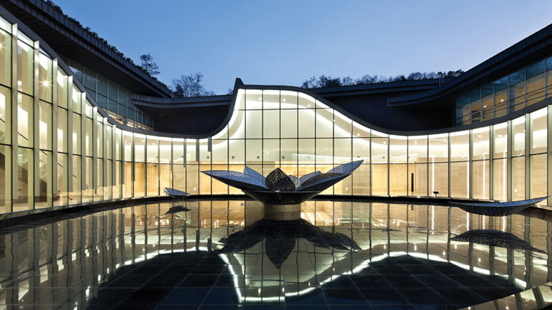Seoul Memorial Park by HAEAHN Architecture
