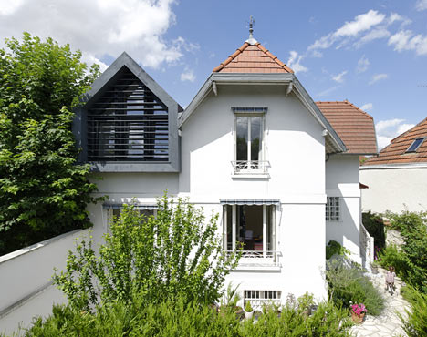 Une Maison sur la Maison by THE Architectes Une Maison sur la Maison by THE Architectes
