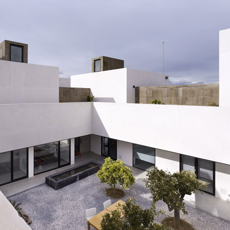 Villa Extramuros by Vora Arquitectura Villa Extramuros by Vora Arquitectura