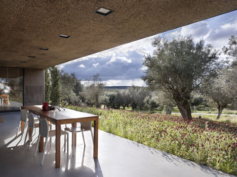 Villa Extramuros by Vora Arquitectura Villa Extramuros by Vora Arquitectura