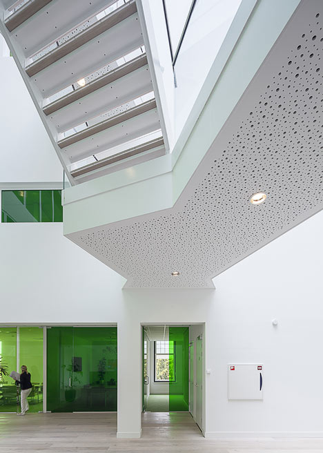 Villa Sonnehaert by Hollandse Nieuwe