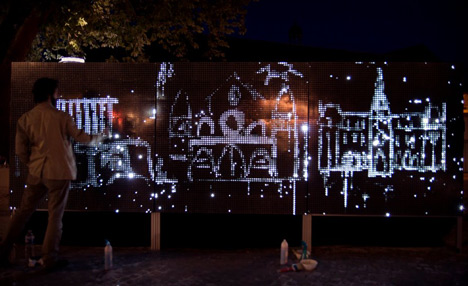 Water Light Graffiti by Antonin Forneau for DigitalArti Artlab
