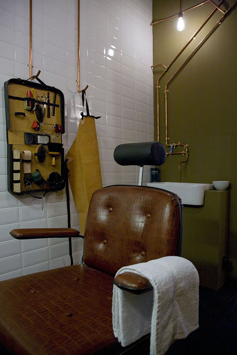 Barber Amsterdam by Ard Hoksbergen