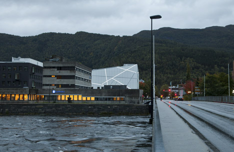 Sogn & Fjordane Kunstmuseum by C.F. Møller Architects Sogn & Fjordane Kunstmuseum by C.F. Møller Architects