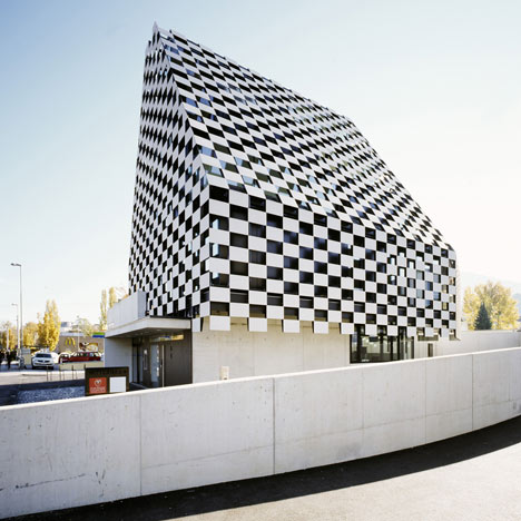 BTV Branch Innsbruck by Rainer Köberl