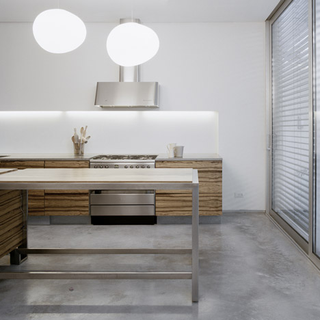 Ben Ami House by Shilo Benaroya Ben Ami House by Shilo Benaroya