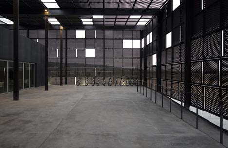 Centro de Recepción de Visitantes by a3gm + Mata y asociados