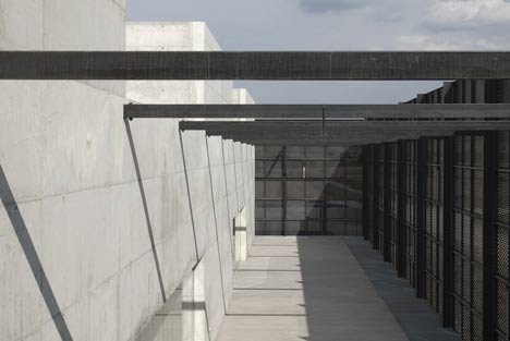 Centro de Recepción de Visitantes by a3gm + Mata y asociados