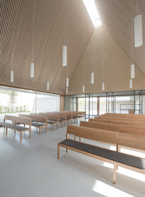 Funeral Chapel in Ingelheim Frei-Weinheim by Bayer & Strobel Architekten Funeral Chapel in Ingelheim Frei-Weinheim by Bayer & Strobel Architekten